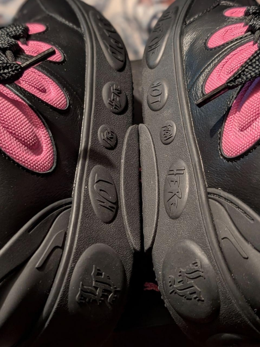 Puma LaFrance Women’s Black & Pink Chunky Low-Top Sneakers - Picture 3 of 8